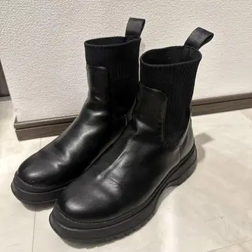 MARECHAL TERRE 블랙 사이드 고어 숏부츠