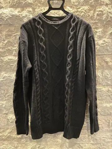 새상품급 Barneys New York 니트 블랙
