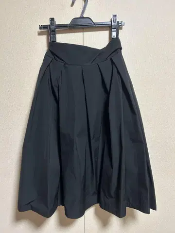 YOSHE INABA 플레어 스커트 블랙