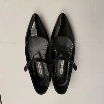 마놀로 블라닉 멜리 제인 페이턴트 36