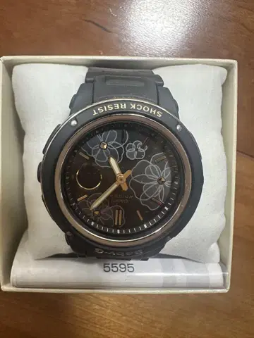 CASIO 5595 꽃무늬 쇼크 레지스트 시계