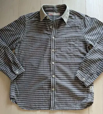 NATURAL LAUNDRY 스트라이프 긴팔 셔츠 사이즈 2