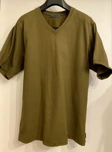 질 샌더 JILSANDER V넥 티셔츠 카키 M