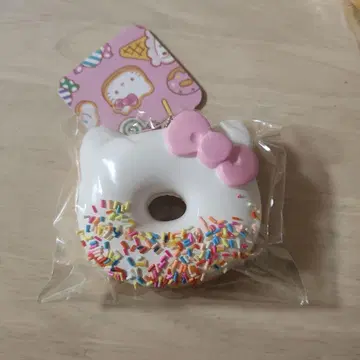 산리오 카페 한정판 헬로키티 도넛