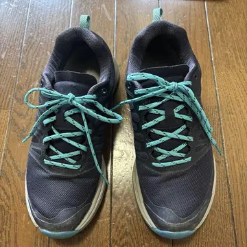 mont-bell 트레킹 슈즈 24cm