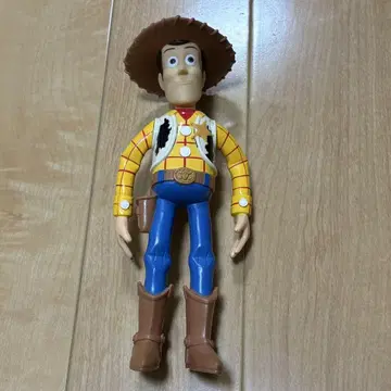 우디 피규어