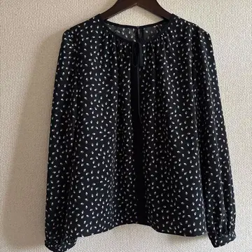 Leilian WHITE LABEL 블라우스