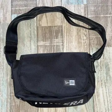 NEW ERA 뉴에라 메신저 백