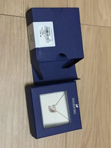 [ 새상품 미사용 ] SWAROVSKI 스와로브스키 목걸이