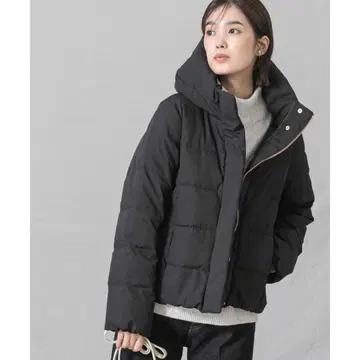 그레디 브릴리언트 프론트 절개 스트레치 숏 다운 블랙