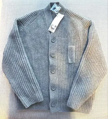 [미사용 택 포함] UNIQLO U 프리미엄 램 리브 V넥 가디건 M