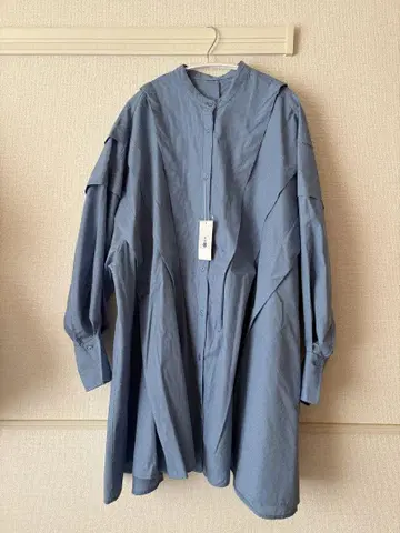 볼륨 턱 미니 원피스