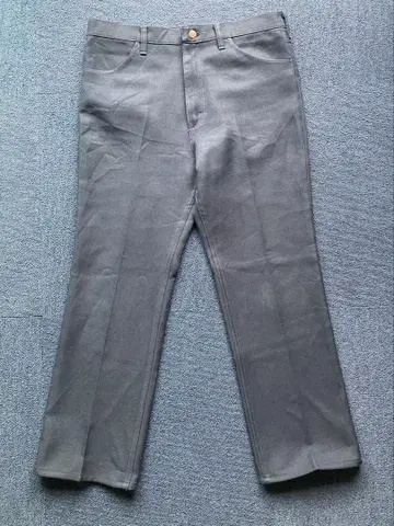 wrangler 네이비 슬랙스 백 포켓 부착 w36