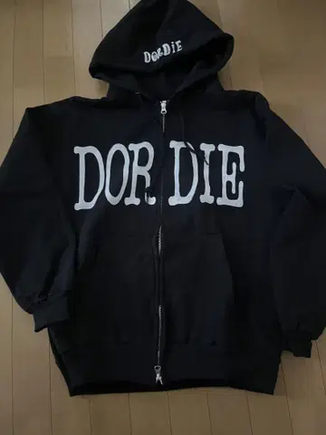 DOR DIE 지퍼 후드티