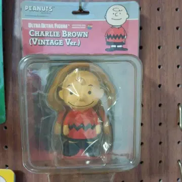 미개봉 새상품 PEANUTS 찰리 브라운 (빈티지판) 피규어
