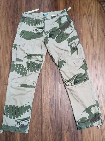 Deluxe 카모플라쥬 카고 팬츠