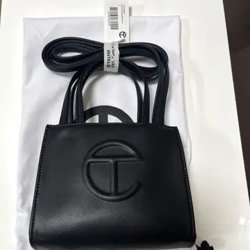 Telfar 블랙 숄더백