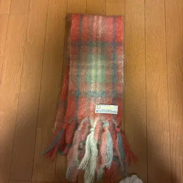 모헤어 체크 무늬 머플러