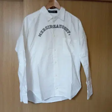 mercibeaucoup, 자수 화이트 긴팔 셔츠