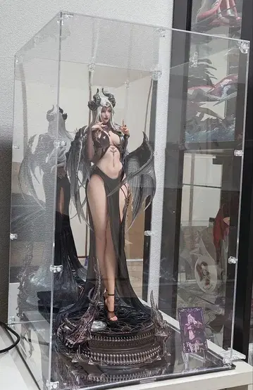 Studio AmerFort 릴리스 1/4 동상 쇼케이스 포함