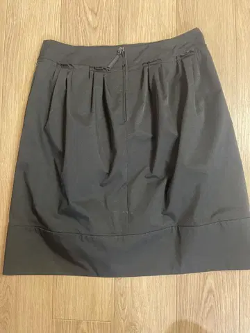 FOXEY NEW YORK 블랙 플레어 스커트