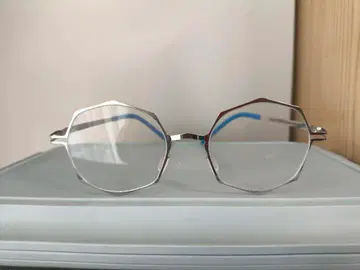 팔각형 메탈 프레임 안경