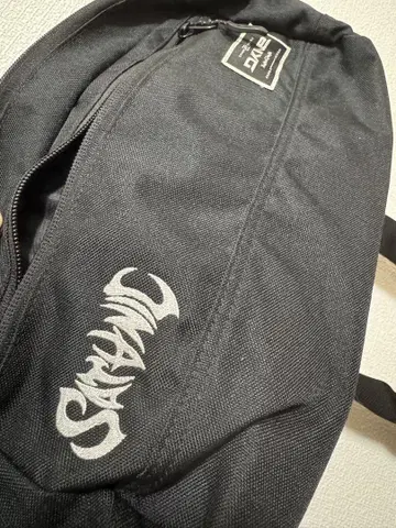 새터닉 카니발 바디백