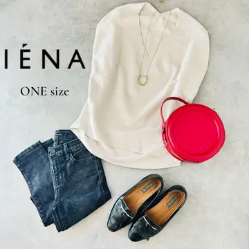 IENA 아이보리 변형 니트 풀오버 일본제 M~L 상당