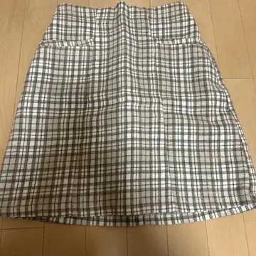 체크 무늬 타이트 스커트 (베이지 화이트)