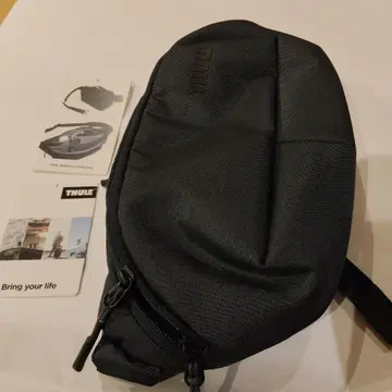 THULE 다크 그레이 바디백
