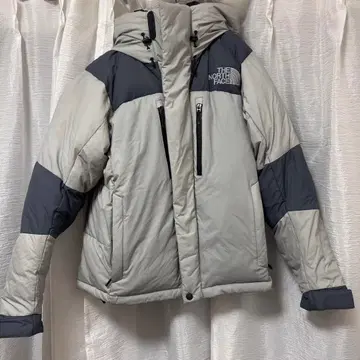 THE NORTH FACE 바르톨로 다운 자켓 ND92240 그레이