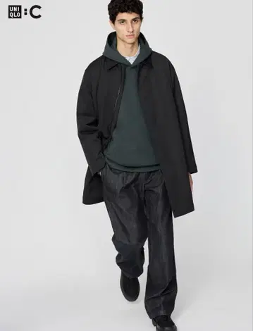 UNIQLO C 턱 스트레이트 팬츠 데님 블랙 76