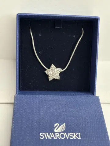 SWAROVSKI 스와로브스키 스타 목걸이