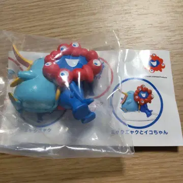 미야쿠미야쿠와 카모노하시의 이코짱 캡슐 토이 박람회 후치노리