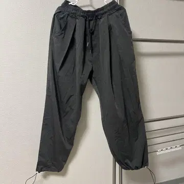블랙 와이드 팬츠 허리밴딩