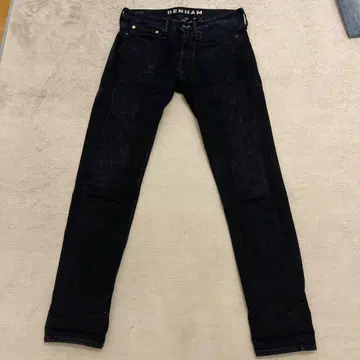 DENHAM 블랙 데님 슬림 핏 29인치