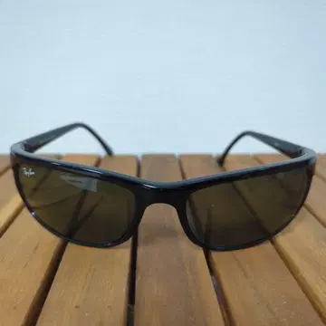 레이밴 맨 인 블랙