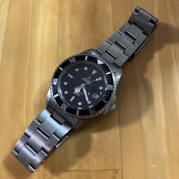 ELGIN 솔라 FK-1165-C 다이버 워치