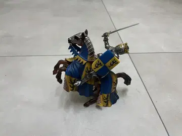 슐라이히 70009 울부짖는 말의 영주 기사 Schleich 엘드라도