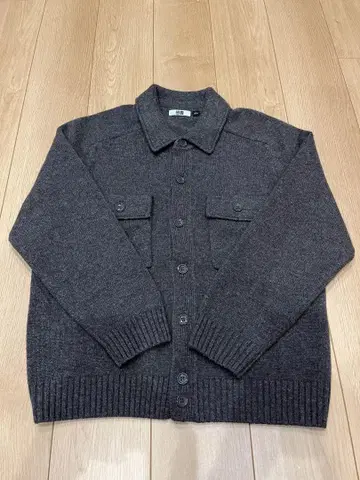 새상품급 UNIQLO U 라무 니트 자켓 브라운 L 사이즈