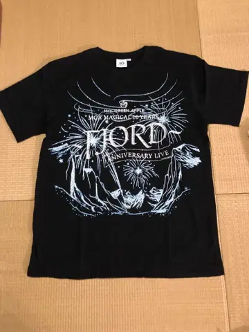 미세스 FJORD 피오르 글리터 로고 T셔츠 블랙 L 사이즈