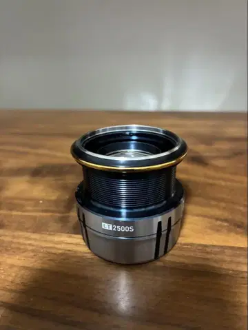 새상품급 다이와 19 셀테이트 LT2500S-XH 스풀