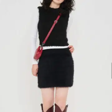 TINA: JOJUN 샤기 니트 미니 스커트