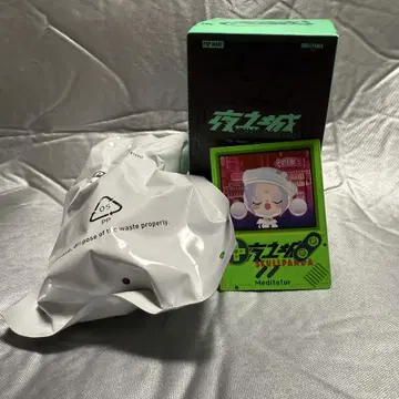 POP MART x SKULLPANDA 야지성 Meditator