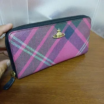 비비안 웨스트우드 장지갑 라운드 지퍼