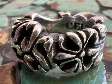 90s Celtic Arts floral Celtic ball ring