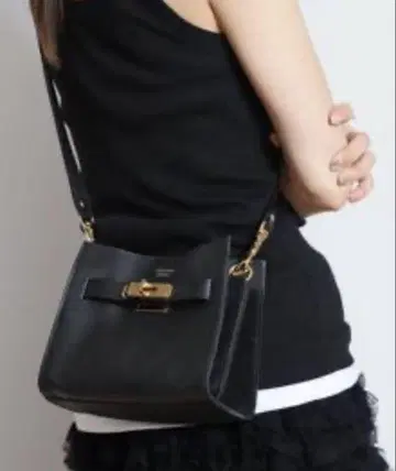 두지엠 클라세 SITA PARANTICA LEATHER MINI
