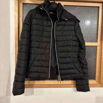 ZARA 후드 부착 블랙 다운 자켓