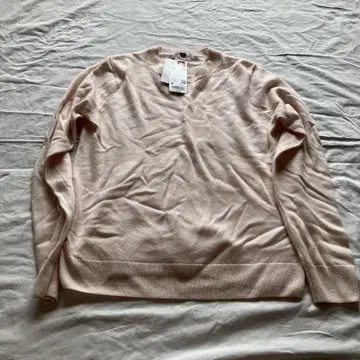 [ 새상품 ] 유니클로 캐시미어 크루넥 스웨터