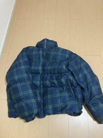 미사용 네이비 그린 체크 다운 자켓